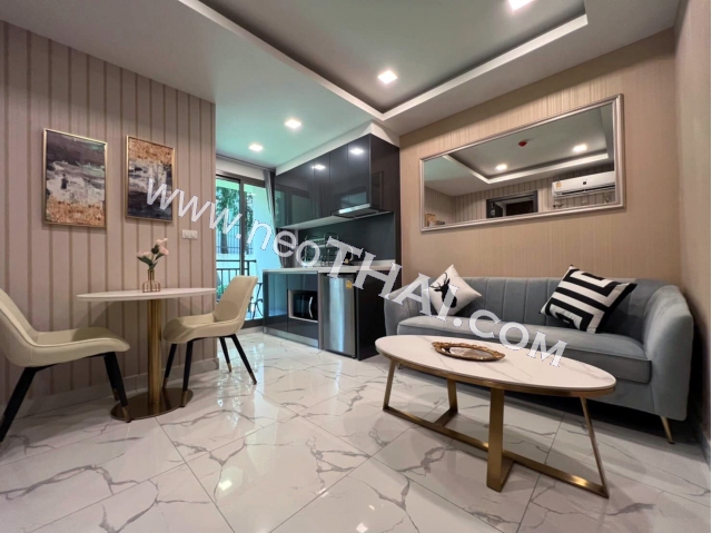 Pattaya Asunto 1,699,000 THB - Myyntihinta; Arcadia Center Suites