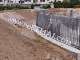 30 Juli 2014 Centara Grand - construction site