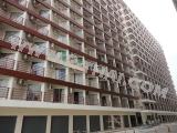 10 เดือนมีนาคม 2554 Jomtien Beach Condominium, painting of buildings facades