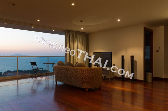 8,290,000 - Cosy Beach View Condominium Pattaya