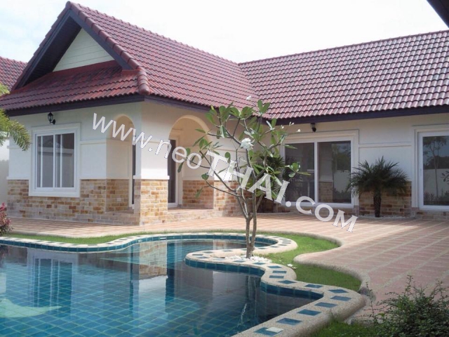 Dhewee Resort Pattaya