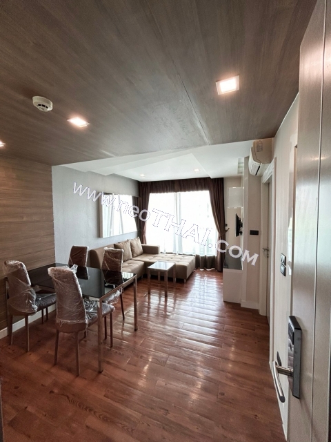 1,700,000 - The Feelture