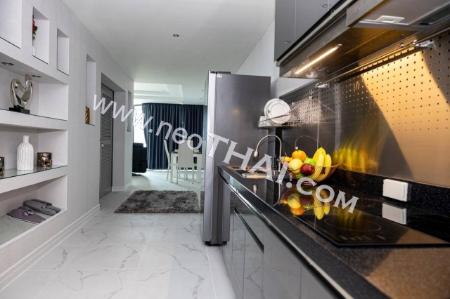 4,900,000 - Tropicana Condotel